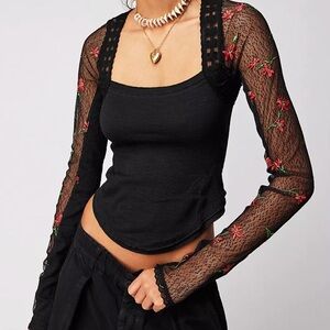 Free People Jolie Top Size M Black Red Floral Embroidered Lace Sleeve Whimsigoth